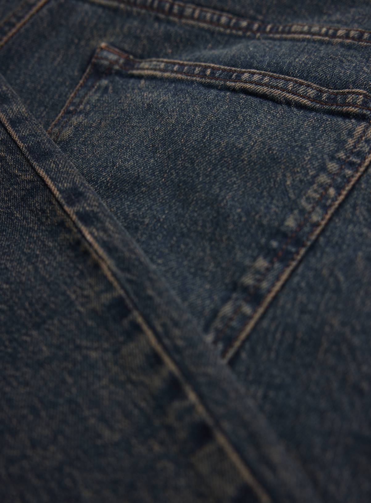 Dark Denim Tint Relaxed Straight Jeans 44L - Image 4